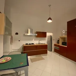 Piano Apartament
