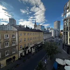 https://10q-z6-apartament-603a.warsawhotelspoland.com