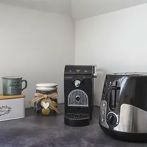 https://mansarda-apartment.hotels-in-ljubljana.com